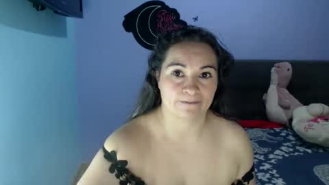 StefiAlizon online show from February 7, 2026, 4:05 am