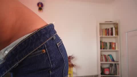 Stef online show from October 10, 2025, 7:24 pm