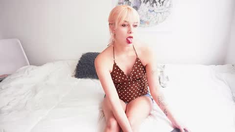 Stef online show from February 9, 2026, 6:56 pm