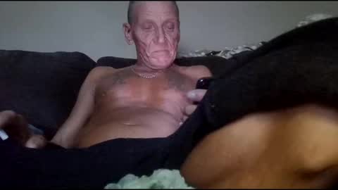 stefy1037 online show from April 11, 2026, 9:13 am