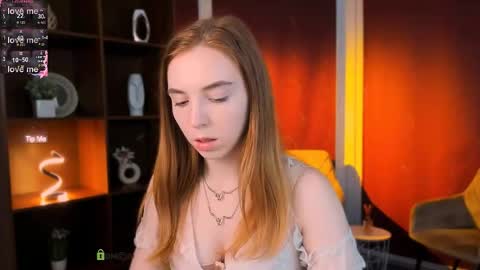 Snapshot of stella_flower chatting on May 5, 2026, 5:10 pm stella_flower online show from May 5, 2026, 5:10 pm