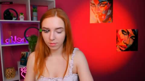 Snapshot of stella_flower chatting on June 2, 2026, 4:47 am stella_flower online show from June 2, 2026, 4:47 am