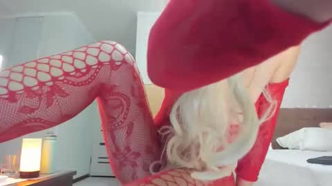 stella_walters online show from October 27, 2025, 11:52 pm