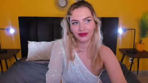 Snapshot of stellaalluring chatting on May 14, 2026, 1:45 am Stella online show from May 14, 2026, 1:45 am