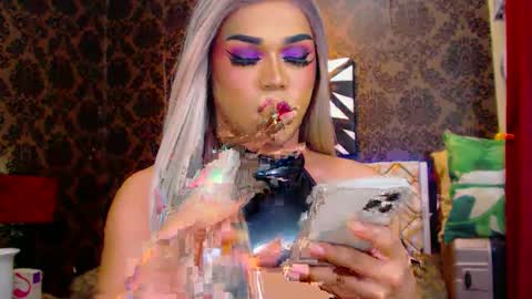 CALL ME STELLA online show from January 10, 2025, 12:58 pm