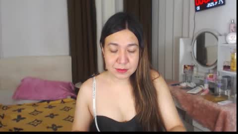Snapshot of stellahugets chatting on April 26, 2026, 4:48 pm Stella online show from April 26, 2026, 4:48 pm