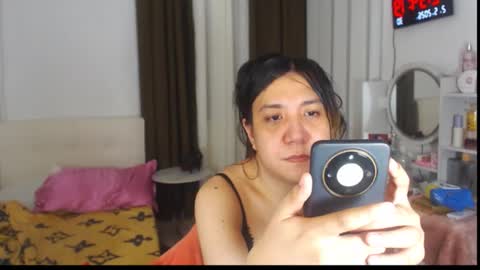 Snapshot of stellahugets chatting on May 1, 2026, 6:34 pm Stella online show from May 1, 2026, 6:34 pm