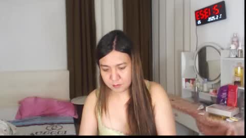 Snapshot of stellahugets chatting on May 6, 2026, 6:13 pm Stella online show from May 6, 2026, 6:13 pm