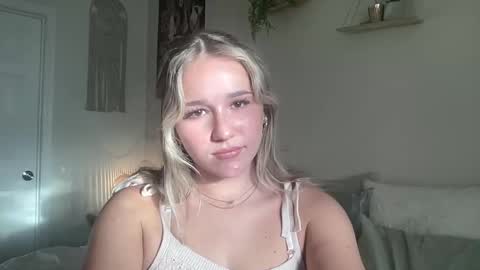 stellaraexox online show from January 10, 2025, 10:46 pm