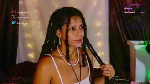 stellart_ online show from June 5, 2026, 2:51 am