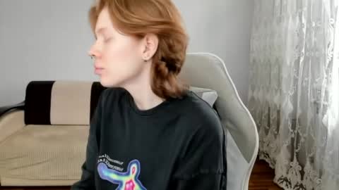 Snapshot of stellaswen chatting on April 26, 2026, 11:08 am S T E L L A online show from April 26, 2026, 11:08 am