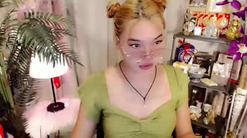 Snapshot of stellaxtemptationx chatting on April 13, 2026, 1:00 am Stella sweet online show from April 13, 2026, 1:00 am