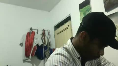 Snapshot of stemanlu9 chatting on February 9, 2025, 6:43 am Steman online show from February 9, 2025, 6:43 am