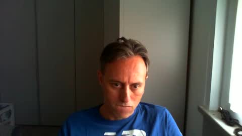 Snapshot of sten015 chatting on June 18, 2026, 2:32 pm sten015 online show from June 18, 2026, 2:32 pm