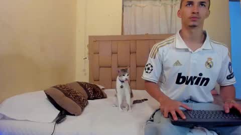 Stepcouple   online show from January 15, 2026, 9:29 pm