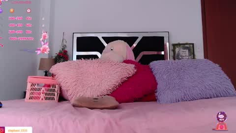    IG  stephani 3333 online show from October 2, 2025, 7:43 pm