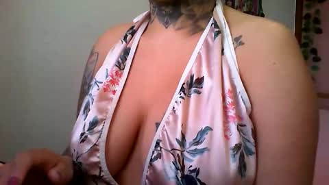 Stephanie hot99  online show from February 26, 2025, 6:58 am