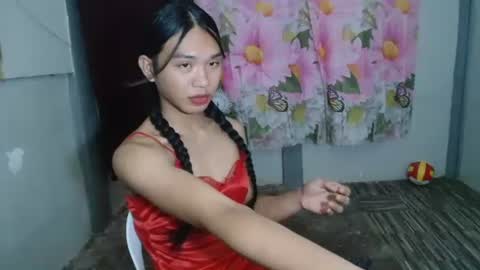 Snapshot of stephanie_zee chatting on June 6, 2026, 2:33 pm stephanie_zee online show from June 6, 2026, 2:33 pm