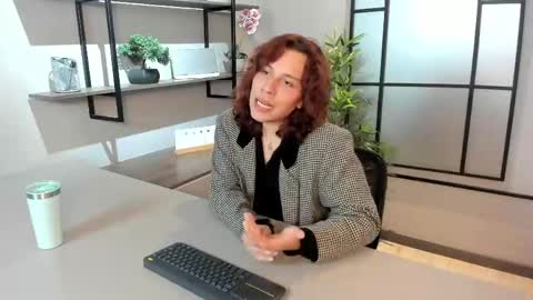 Stephan  online show from May 25, 2026, 7:31 pm