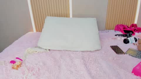 Stephany online show from October 30, 2025, 4:58 am