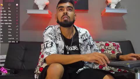    ................     online show from October 24, 2025, 9:22 pm