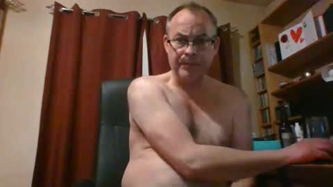 Snapshot of stevejm3740 chatting on March 1, 2025, 8:42 pm stevejm3740 online show from March 1, 2025, 8:42 pm