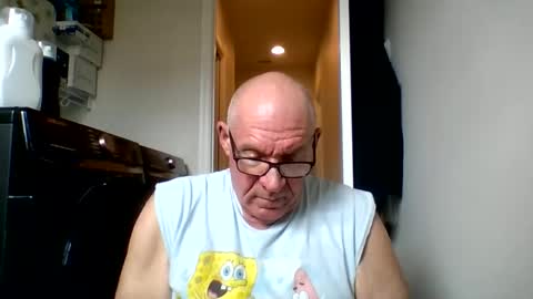 Snapshot of stevejons47 chatting on April 2, 2026, 4:04 pm stevejons47 online show from April 2, 2026, 4:04 pm