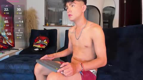 Snapshot of steven_baby69 chatting on November 18, 2025, 6:07 am STEVENN online show from November 18, 2025, 6:07 am