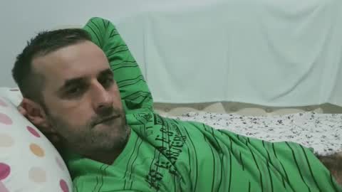 Snapshot of stevenpit chatting on December 17, 2024, 4:32 pm stevenpit online show from December 17, 2024, 4:32 pm