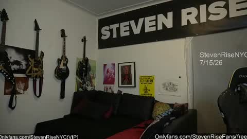 Snapshot of stevenrisenyc chatting on July 16, 2026, 10:32 am StevenRiseNYC online show from July 16, 2026, 10:32 am