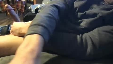 steveoh90210 online show from December 9, 2024, 2:28 pm