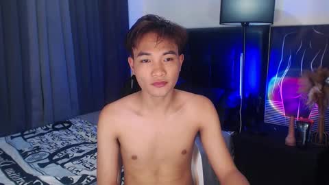 Snapshot of stevetwinktop chatting on October 26, 2025, 5:52 pm STEVE online show from October 26, 2025, 5:52 pm