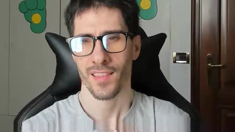 Snapshot of stevex870 chatting on October 18, 2025, 1:12 pm Steve online show from October 18, 2025, 1:12 pm