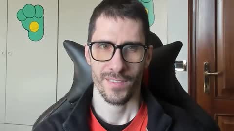 Snapshot of stevex870 chatting on October 25, 2025, 8:11 am Steve online show from October 25, 2025, 8:11 am