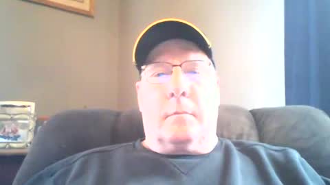 Snapshot of stew1014 chatting on March 7, 2026, 4:59 pm bobby online show from March 7, 2026, 4:59 pm