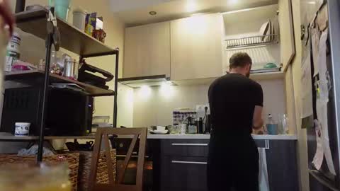 Stewart Barnz online show from November 6, 2025, 9:21 am