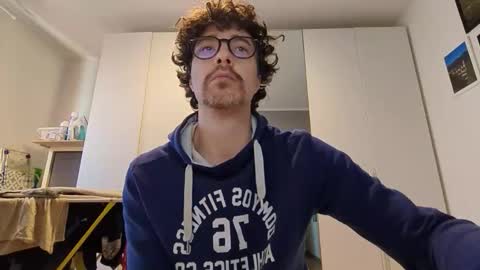 Jenk online show from December 22, 2025, 9:39 am