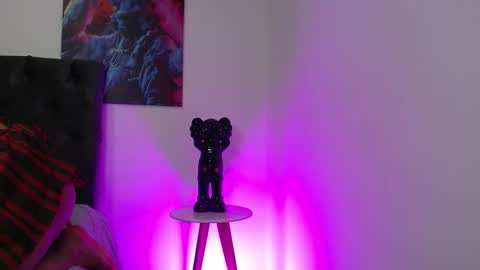 stiven online show from March 1, 2026, 3:30 am