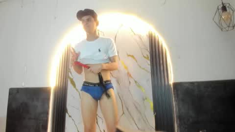 friends online show from February 21, 2026, 4:35 am