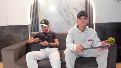 friends online show from March 1, 2026, 6:04 am