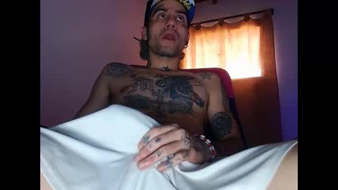 stiven online show from February 15, 2025, 4:23 pm