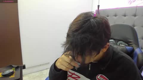 Stiwen online show from February 22, 2026, 12:36 pm