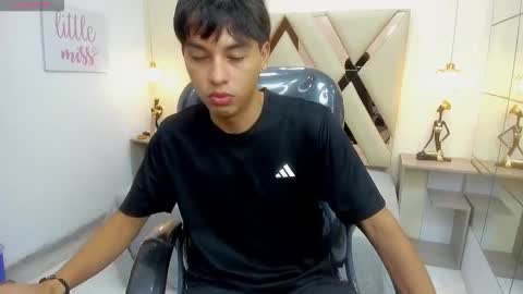 Stiwen online show from March 13, 2026, 12:56 pm