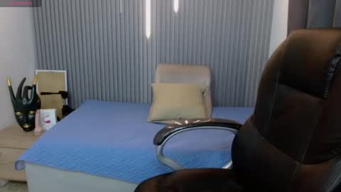 Snapshot of stiwentwink chatting on May 20, 2026, 1:28 pm Stiwen online show from May 20, 2026, 1:28 pm