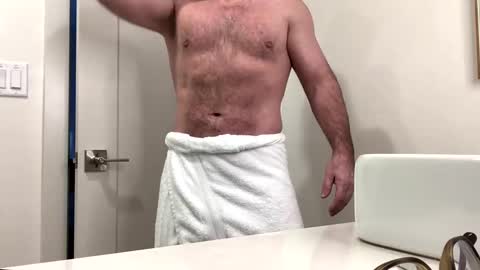 stlhotwifeguy online show from February 19, 2025, 11:57 pm