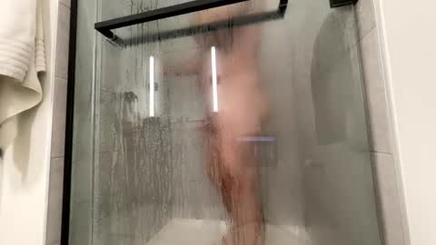 stlhotwifeguy online show from December 15, 2025, 7:07 pm