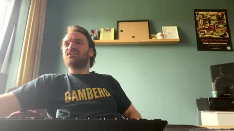 Stonerboner online show from May 21, 2026, 11:28 am