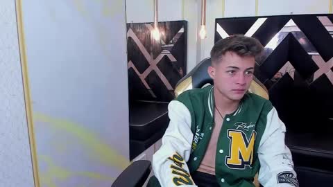 Snapshot of stonne69 chatting on February 25, 2025, 6:53 pm stonne69 online show from February 25, 2025, 6:53 pm