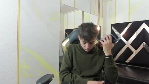 Snapshot of stonne69 chatting on March 8, 2025, 12:30 pm stonne69 online show from March 8, 2025, 12:30 pm