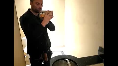 Snapshot of stopshottttt chatting on January 6, 2026, 7:50 pm stopshottttt online show from January 6, 2026, 7:50 pm